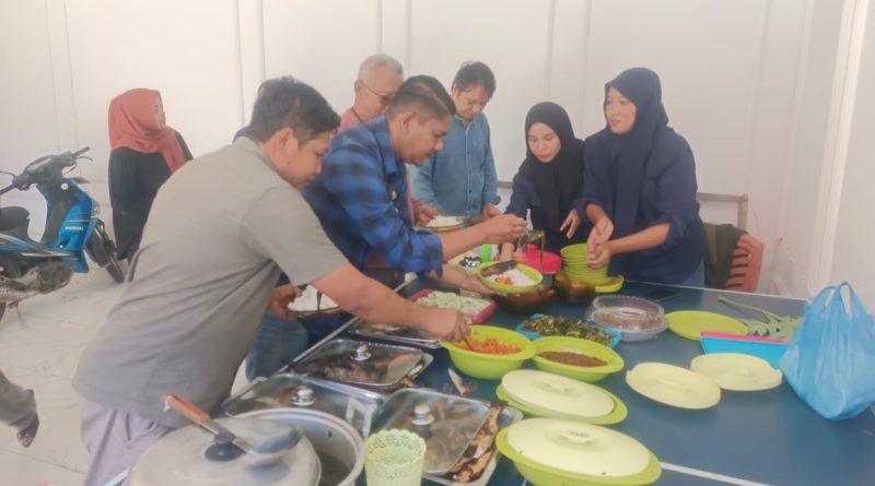 Silaturahmi dan Jamuan Bersama Mahasiswa KSM APD di KPUD
