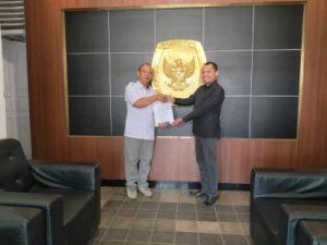 Foto Penandatanganan Implementing Agreement (IA) Antara Fakultas Ilmu Pemerintahan dan Hukum (FIPH) dengan KPUD Kota Baubau