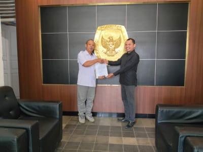 Foto Penandatanganan Implementing Agreement (IA) Antara Fakultas Ilmu Pemerintahan dan Hukum (FIPH) dengan KPUD Kota Baubau