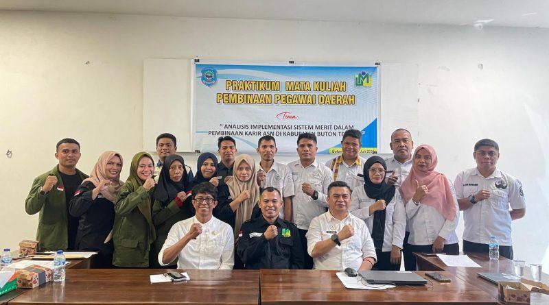 Foto Bersama Peserta Kegiatan Praktikum dengan Fungsionaris BKPSDM Kabupaten Buton Tengah