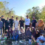 HARI KETIGA BAKTI SOSIAL: SEMANGAT GOTONG ROYONG DI JALAN DESA KAPOA